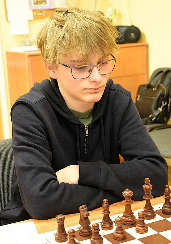 1. liga mládeže - 6.+ 7. kolo 12